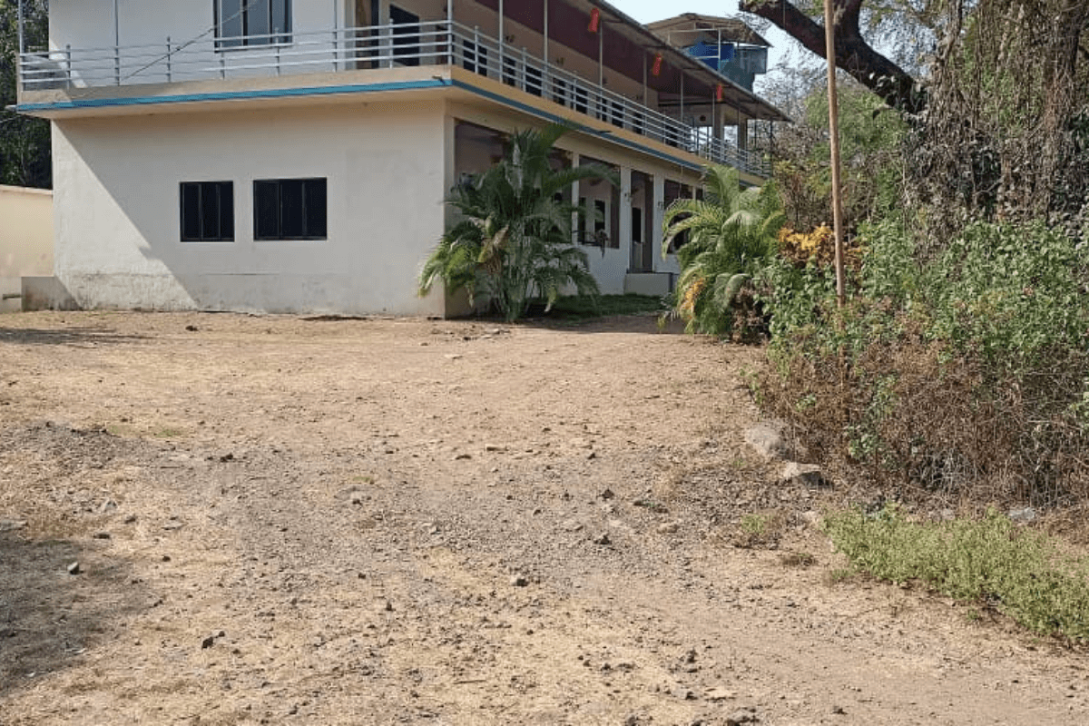 15-guntha-plot-for-sale-near-Awas-beach