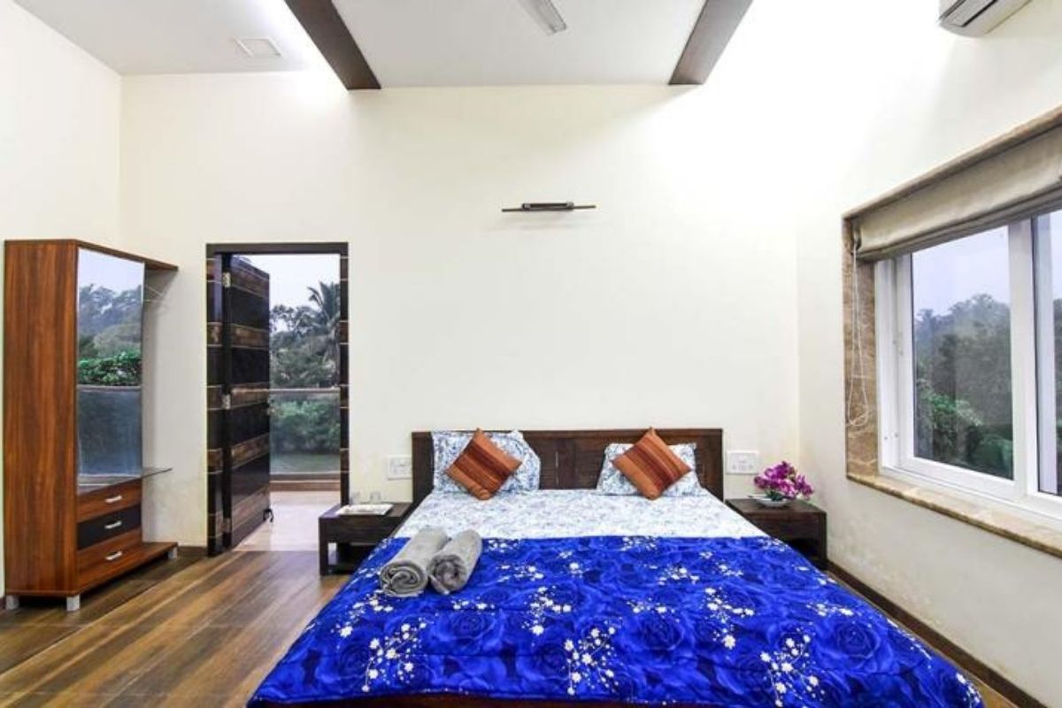 Casa-Del-Garg-bungalow-first-bedroom