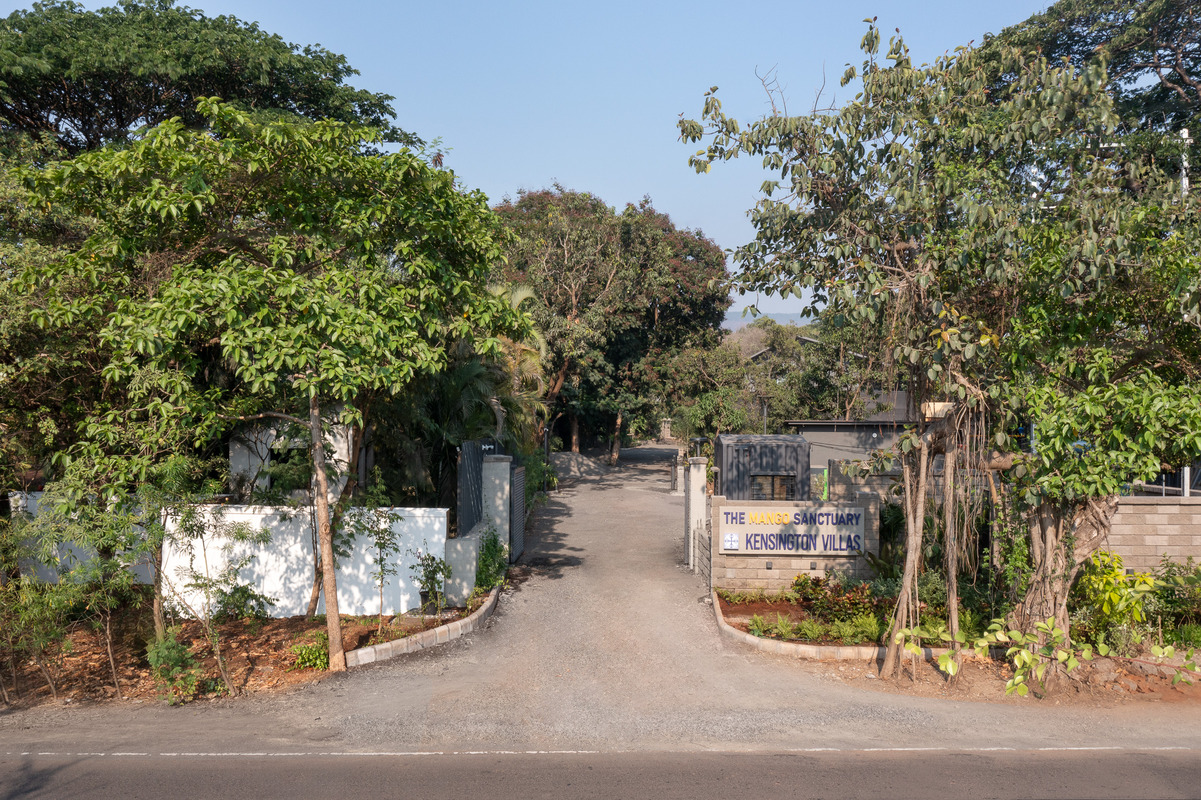 Alibaug villas for sale, luxury villas with private pool, beach villas in Alibaug for sale, bungalow sale Alibaug, resale bungalow and Alibaug villa price