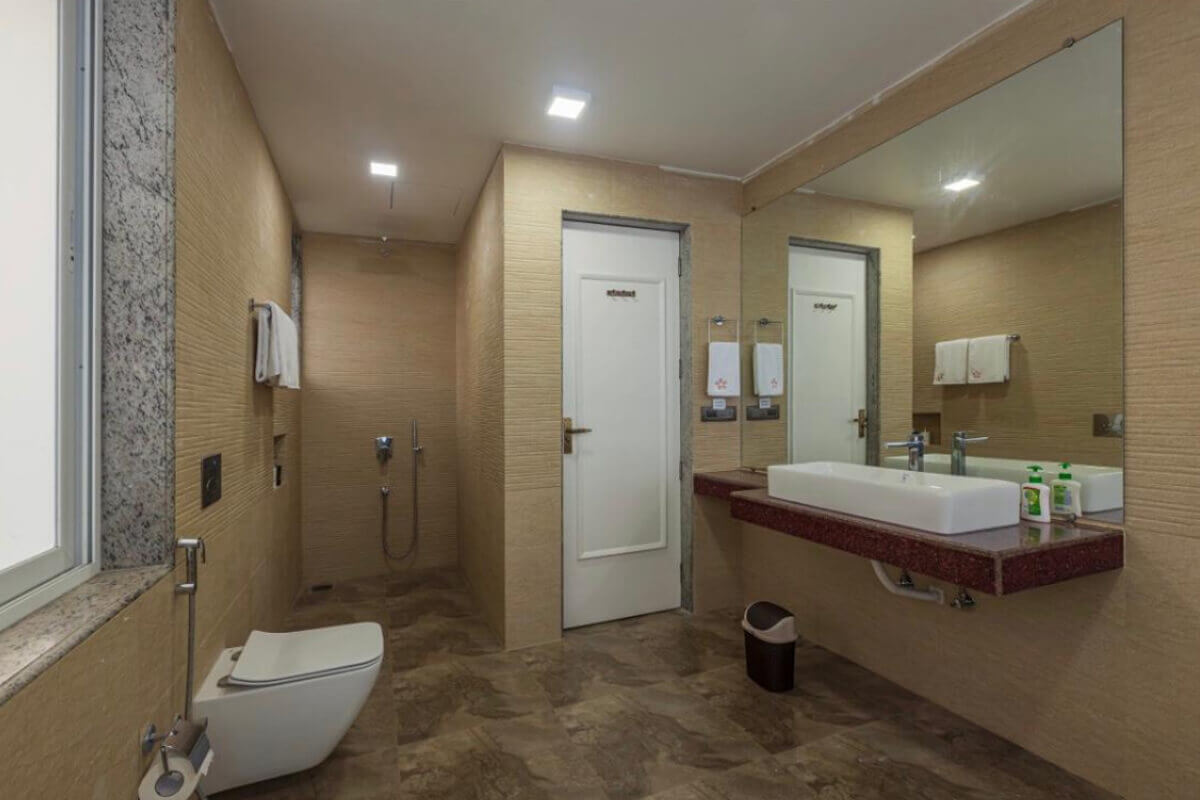 7bhk-Villa-for-sale-in-alibaug-bathroom